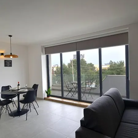 Townsend Flat 5 With Views Mellieha! By Homely *