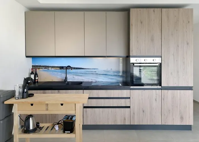 Townsend Flat 5 With Views Mellieha! By Homely Mellieħa