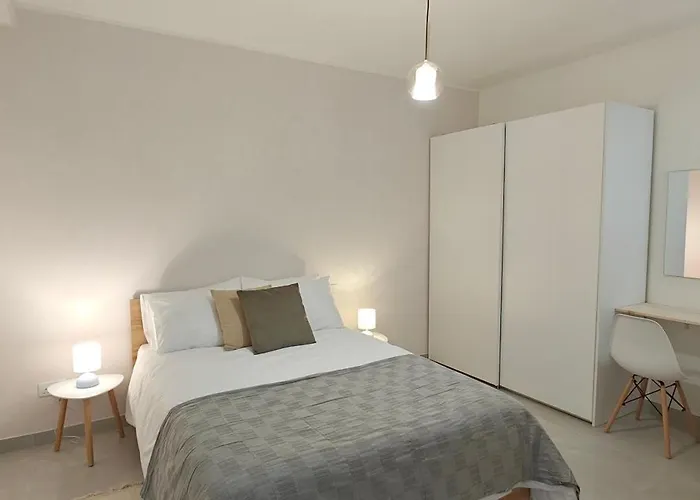 Townsend Flat 5 With Views Mellieha! By Homely *